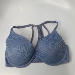 PINK Victoria’s Secret lightly lined bra size 32D